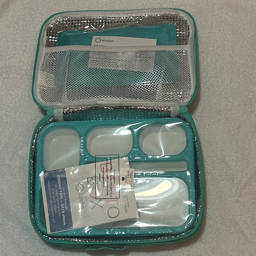 NWT-Teal Kinsho Bento Lunch Box